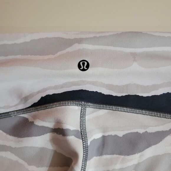 Lululemon Athletica True Self Crop Bleacher Yoga Legging - Picture 12 of 15